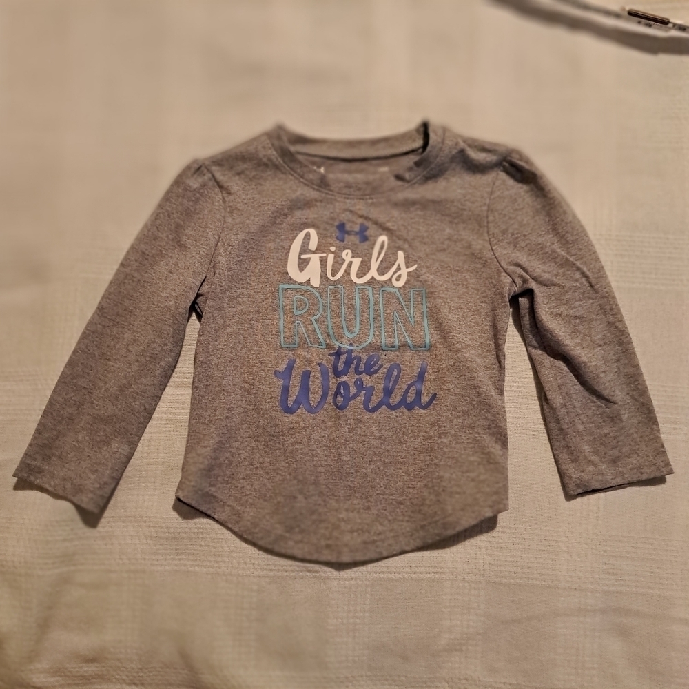 Under Armour girls size 18 months gray shirt, EUC
